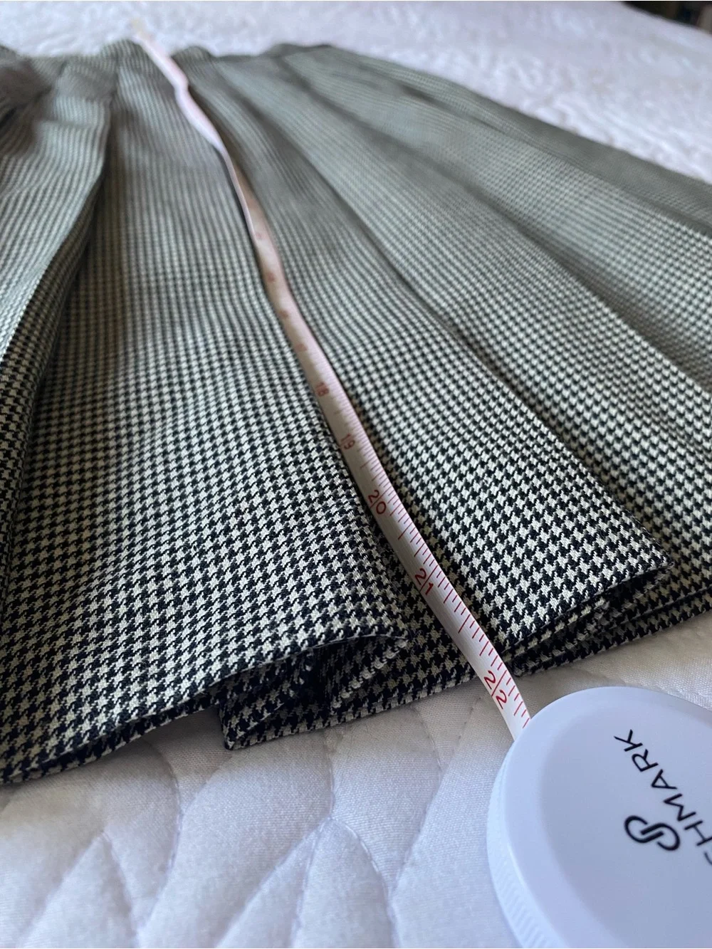 Vintage Pleated Houndstooth Skirt | Academia | Old Money | Timeless - Picture 6 of 7